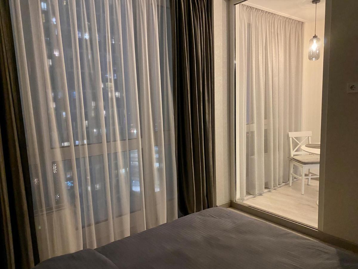 Slavutich Apartments Near Metro Station เคียฟ ภายนอก รูปภาพ